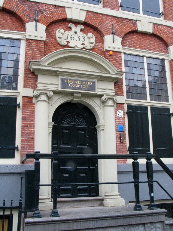 Nieuwezijds Voorburgwal - Makelaers Comptoir - Amsterdam