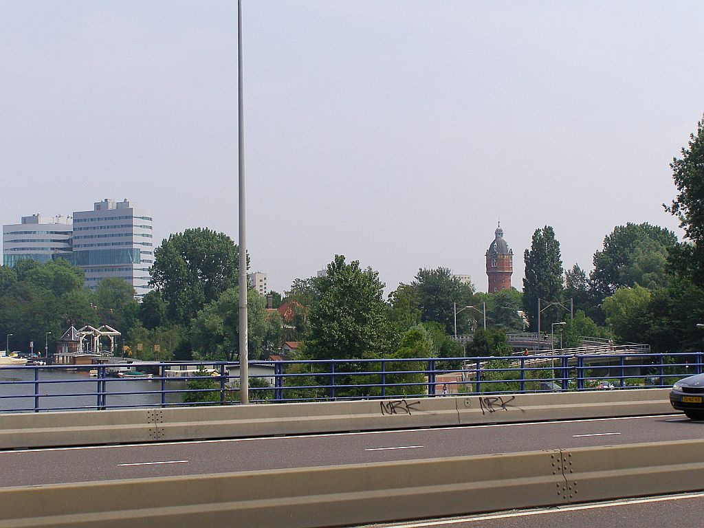 Utrechtse brug - Watertoren voormalige Zuidergasfabriek - Amsterdam