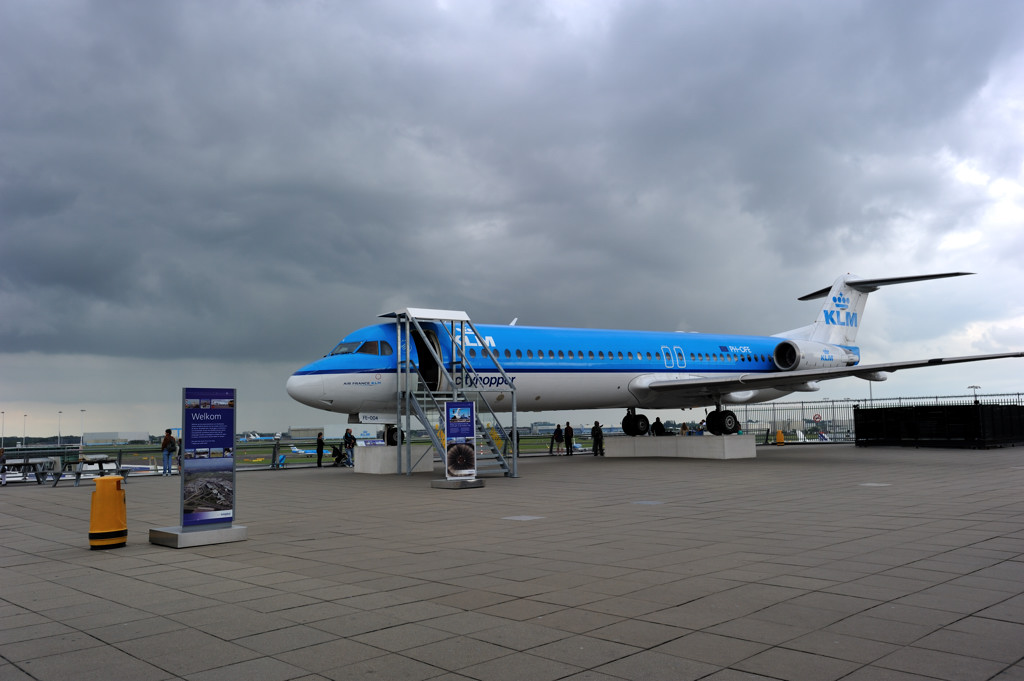 Panoramaterras - PH-OFE Fokker 100 - Amsterdam